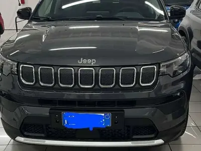 Usata Jeep Compass Limited 131 CV (96 kW) 2024 Marrone SUV