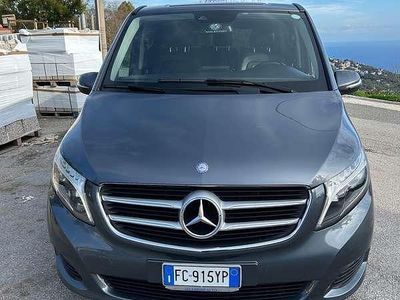 Usata Mercedes V220 Premium 163 CV (119 kW) 2016 Grigio Monovolume