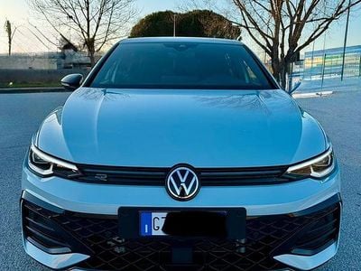 Usata VW Golf VIII R-line Plus 150 CV (110 kW) 2025 Blu Berlina