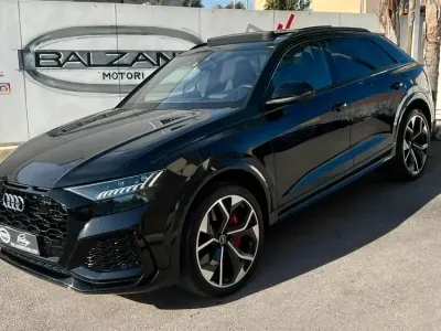 Usata Audi Q8 599 CV (440 kW) 2021 Nero SUV