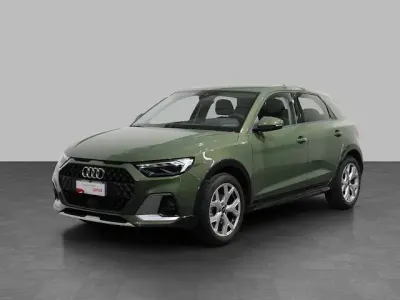 Usata Audi A1 Admired 110 CV (80 kW) 2024 M4 verde distretto metallizzato SUV