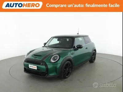 Usata Mini Cooper S 178 CV (130 kW) 2023 Verde Utilitaria