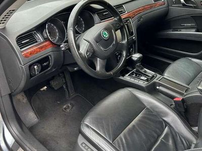 Usata Skoda Superb Ambition 170 CV (125 kW) 2013 Grigio Station wagon