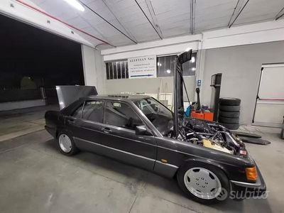 Usata Mercedes 190 122 CV (89 kW) 1992 Nero Berlina