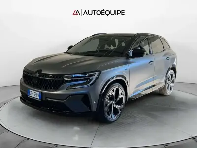 Usata Renault Austral Iconic Esprit Alpine 200 CV (147 kW) 2023 Nero SUV