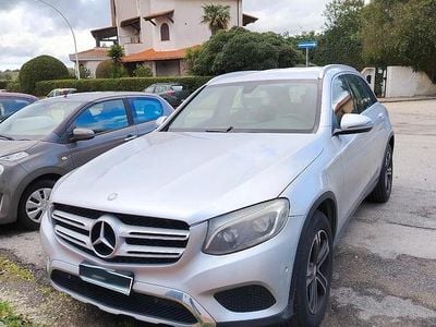 Usata Mercedes GLC250 211 CV (155 kW) 2016 Grigio SUV