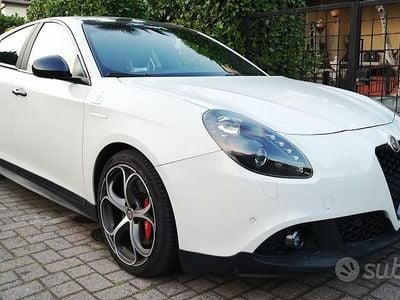 Usata Alfa Romeo Giulietta Quadrifoglio Verde 241 CV (177 kW) 2014 Bianco Utilitaria