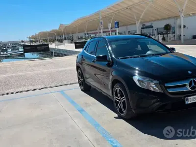Usata Mercedes GLA200 136 CV (100 kW) 2016 Nero SUV