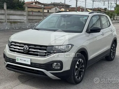 Usado VW T-Cross Style 110 CV (80 kW) 2022 Gris SUV
