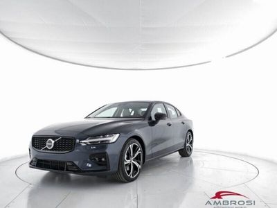 usata Volvo S60 B4 automatico Core nuova a Corciano