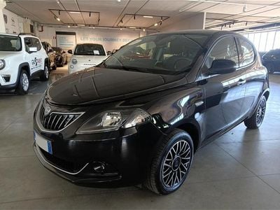 Usata Lancia Ypsilon S 69 CV (50 kW) 2024 Nero Utilitaria