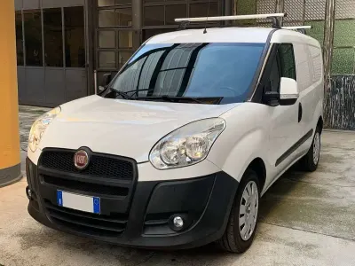 Usata Fiat Doblò 120 CV (88 kW) 2013 Bianco Monovolume