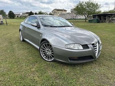Usata Alfa Romeo GT Distinctive 165 CV (121 kW) 2005 Coupé