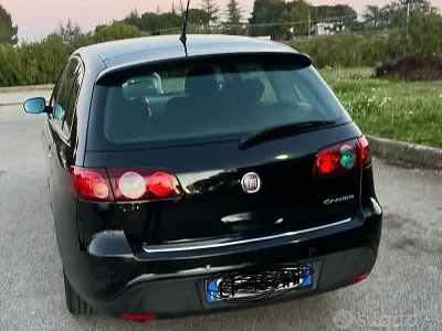 Usata Fiat Croma 150 CV (110 kW) 2011 Nero Station wagon