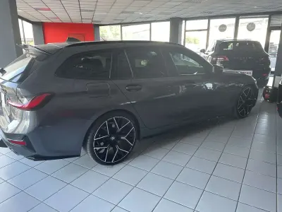 Begagnad BMW 318 M Sport 150 HK (110 kW) 2020 Grå Kombi