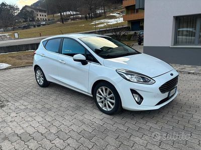 Usata Ford Fiesta 86 CV (63 kW) 2017 Bianco Berlina
