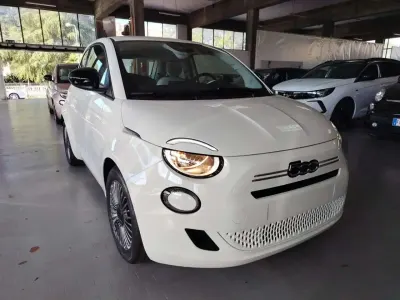 Nuova Fiat 500 Icon 65 CV (47 kW) 2026 Bianco Berlina