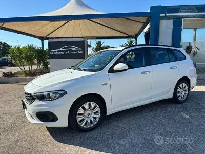 Usata Fiat Tipo 120 CV (88 kW) 2018 Bianco Station wagon