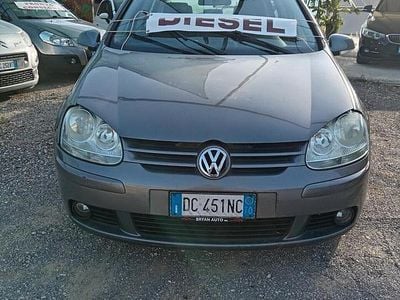 Begagnad VW Golf V Comfortline 105 HK (77 kW) 2007 Grå Sedan