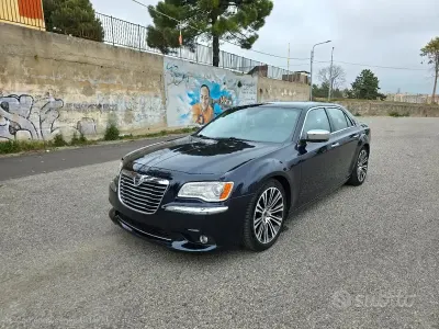 Usata Lancia Thema 239 CV (175 kW) 2012 Blu Berlina