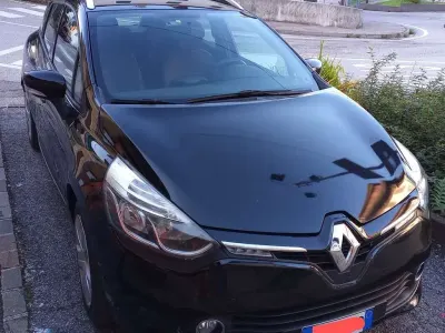 Usata Renault Clio 90 CV (66 kW) 2015 Nero Station wagon