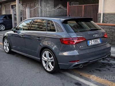 Usata Audi A3 S-Line 116 CV (85 kW) 2019 Grigio Berlina