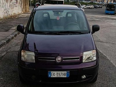 Usata Fiat Panda Dynamic 90 CV (66 kW) 2011 Lilla Utilitaria