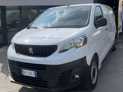 Usata Peugeot Expert Premium 144 CV (105 kW) 2023 Bianco Furgone