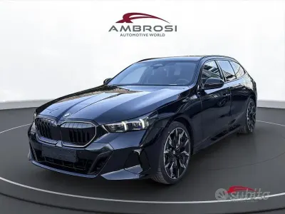Nouvelle BMW 520 Comfort Edition 197 ch (144 kW) 2026 Gris Break
