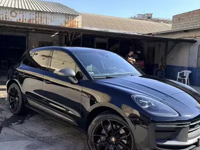 Usata Porsche Macan T 197 CV (144 kW) 2024 Nero SUV