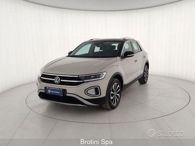 Usata VW T-Roc Style 110 CV (80 kW) 2023 Grigio SUV