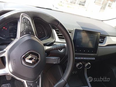 Usata Renault Captur Intens 101 CV (74 kW) 2021 Bianco SUV