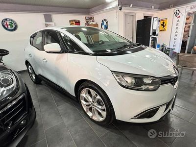 Usata Renault Scénic IV Bose Edition 110 CV (80 kW) 2017 Bianco Monovolume