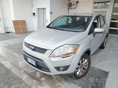 Usata Ford Kuga 163 CV (119 kW) 2010 Grigio SUV