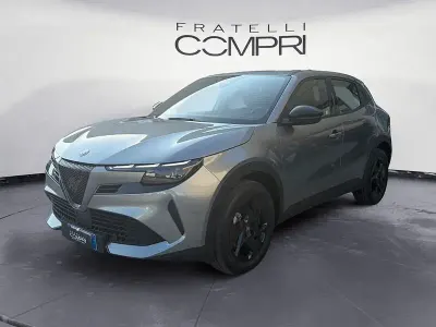 Usata Alfa Romeo Junior 136 CV (100 kW) 2025 Grigio SUV