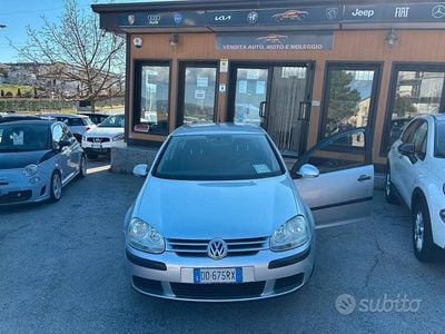 Usata VW Golf IV Comfortline 105 CV (77 kW) 2005 Grigio Berlina