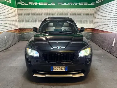 Usata BMW X1 150 CV (110 kW) 2010 Nero SUV