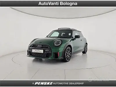 Usata Mini John Cooper Works 231 CV (169 kW) 2025 Verde Utilitaria
