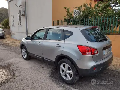 Usata Nissan Qashqai 106 CV (77 kW) 2009 Grigio SUV