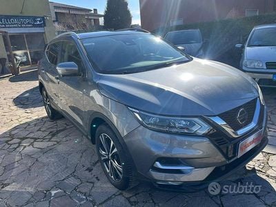 Usata Nissan Qashqai Tekna+ 140 CV (102 kW) 2020 Grigio SUV