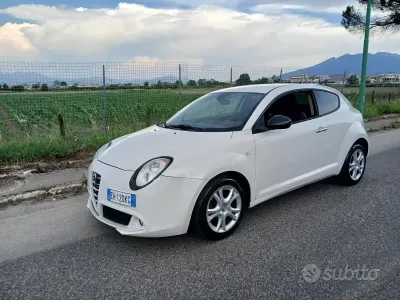 Usata Alfa Romeo MiTo Distinctive 105 CV (77 kW) 2011 Bianco Utilitaria