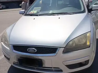 Usata Ford Focus 2007 Grigio Station wagon