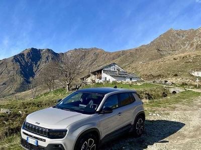 Usata Jeep Avenger Summit 101 CV (74 kW) 2025 Beige SUV