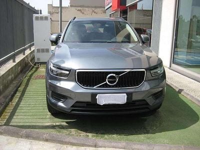 Usata Volvo XC40 150 CV (110 kW) 2019 Osmium grey metallic SUV