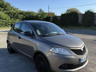 Usata Lancia Ypsilon S 69 CV (50 kW) 2019 Utilitaria