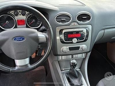 Usata Ford Focus 95 CV (69 kW) 2009 Grigio Station wagon