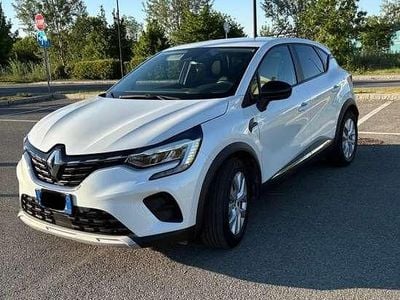 Usata Renault Captur Zen 101 CV (74 kW) 2020 Bianco SUV