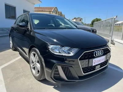 Usata Audi A1 110 CV (80 kW) 2021 Nero SUV