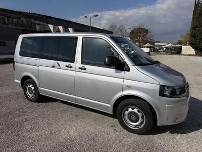 Usata VW T5 Comfortline 140 CV (102 kW) 2012 Argento Furgone