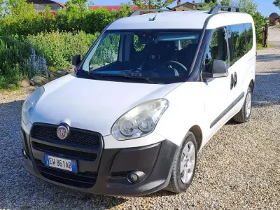 Usata Fiat Doblò Dynamic 90 CV (66 kW) 2014 Bianco Monovolume